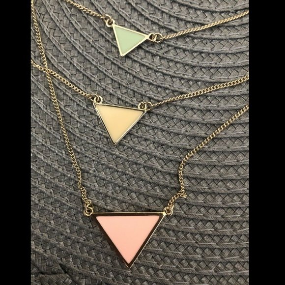 Jewelmint Pastel Points Triangle Fashion Multistrand Necklace Gold Pink Enamel - Picture 3 of 8